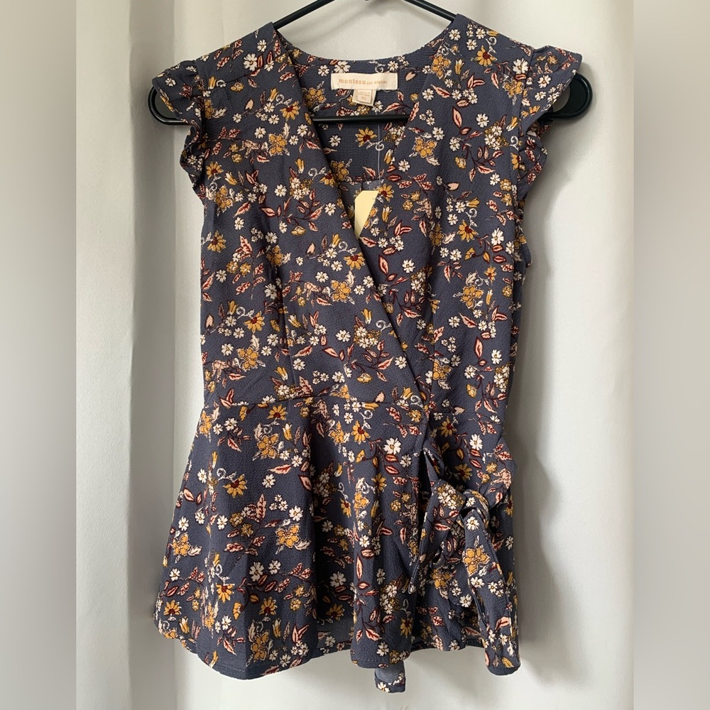 Monteau Womens floral blouse with tie